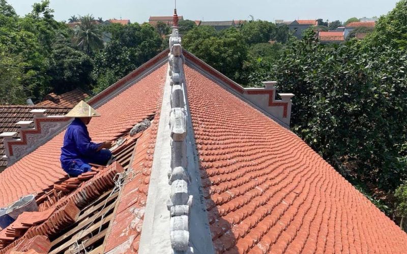 Cách lợp ngói mũi hài nhỏ