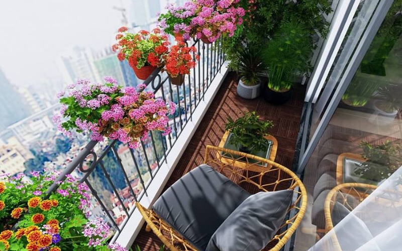 Khi nào cần cải tạo ban công cũ xuống cấp