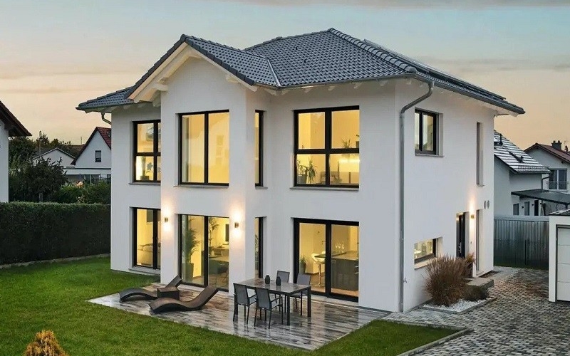 Nhà 2 tầng tân cổ điển